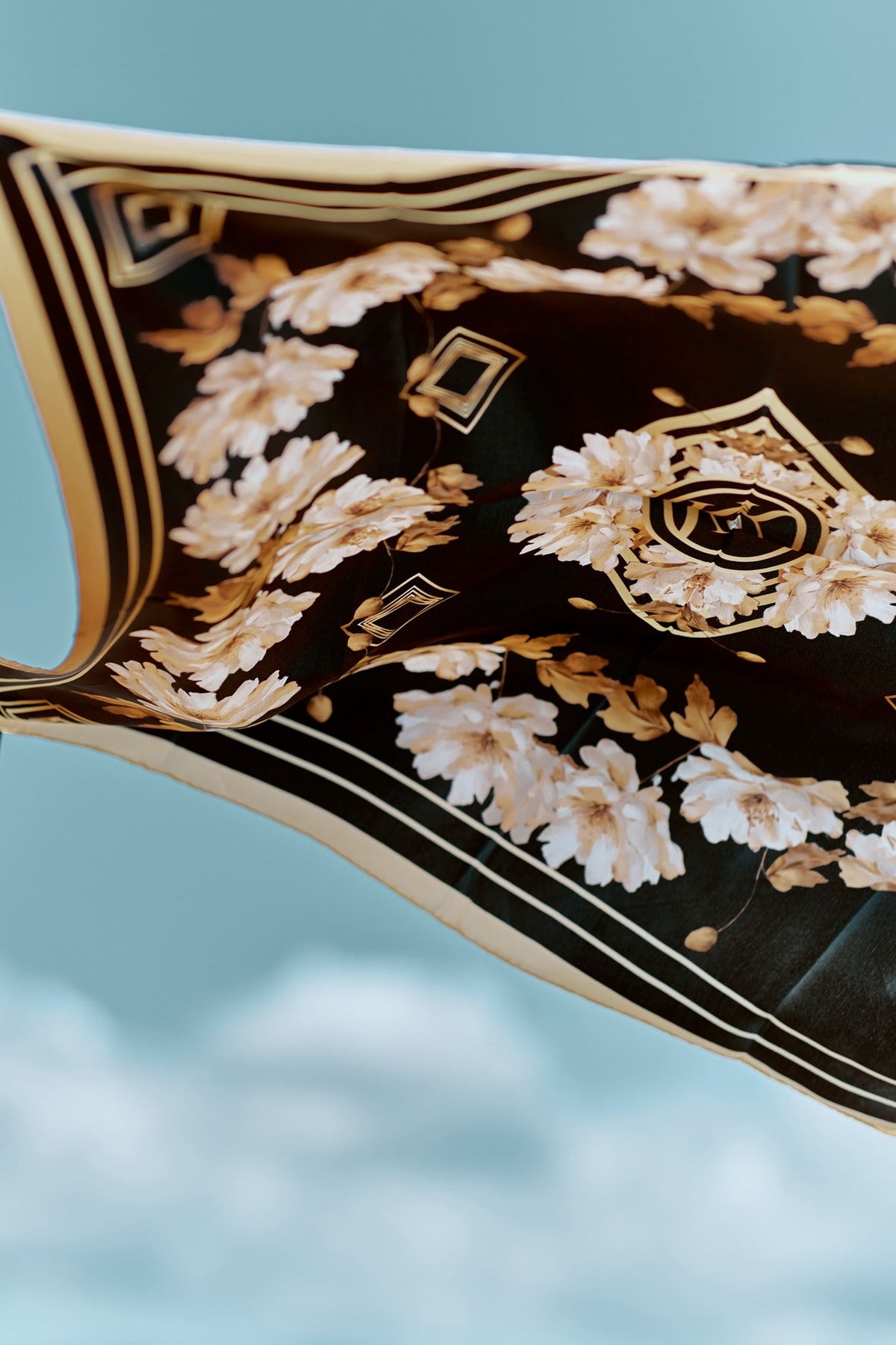 Floral Elegance Luxury Silk Scarf - ScarvesMAZONKIKI