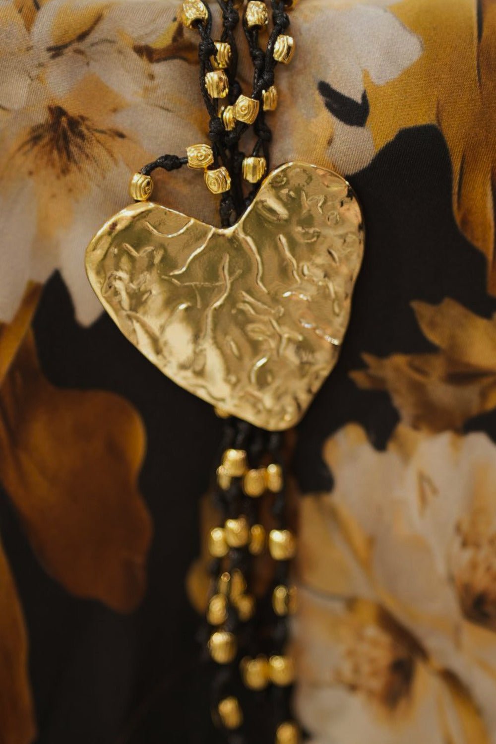 Heart Pendant Beaded Necklace - NecklaceMAZONKIKI