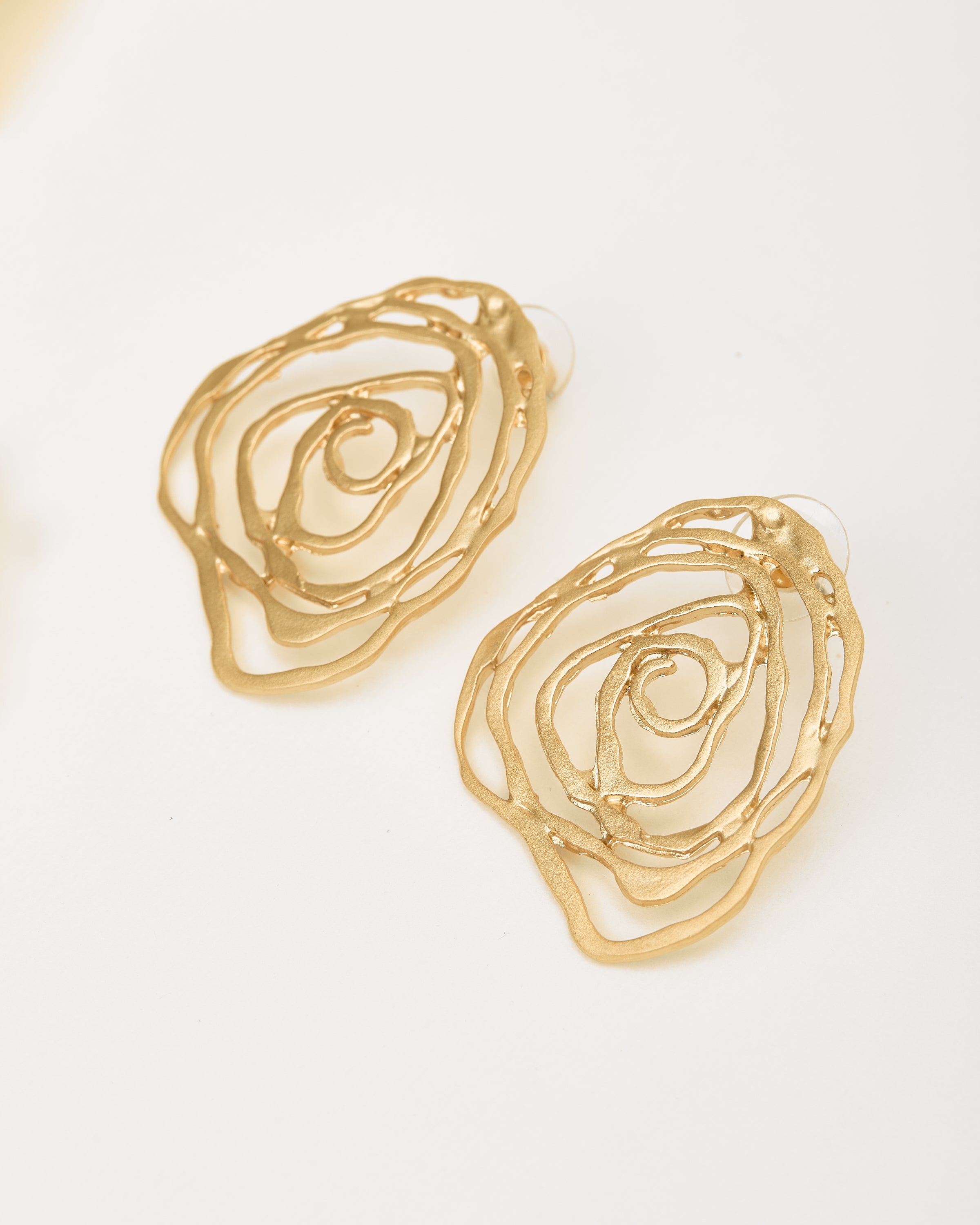 Golden Bloom Necklace and Earrings Set