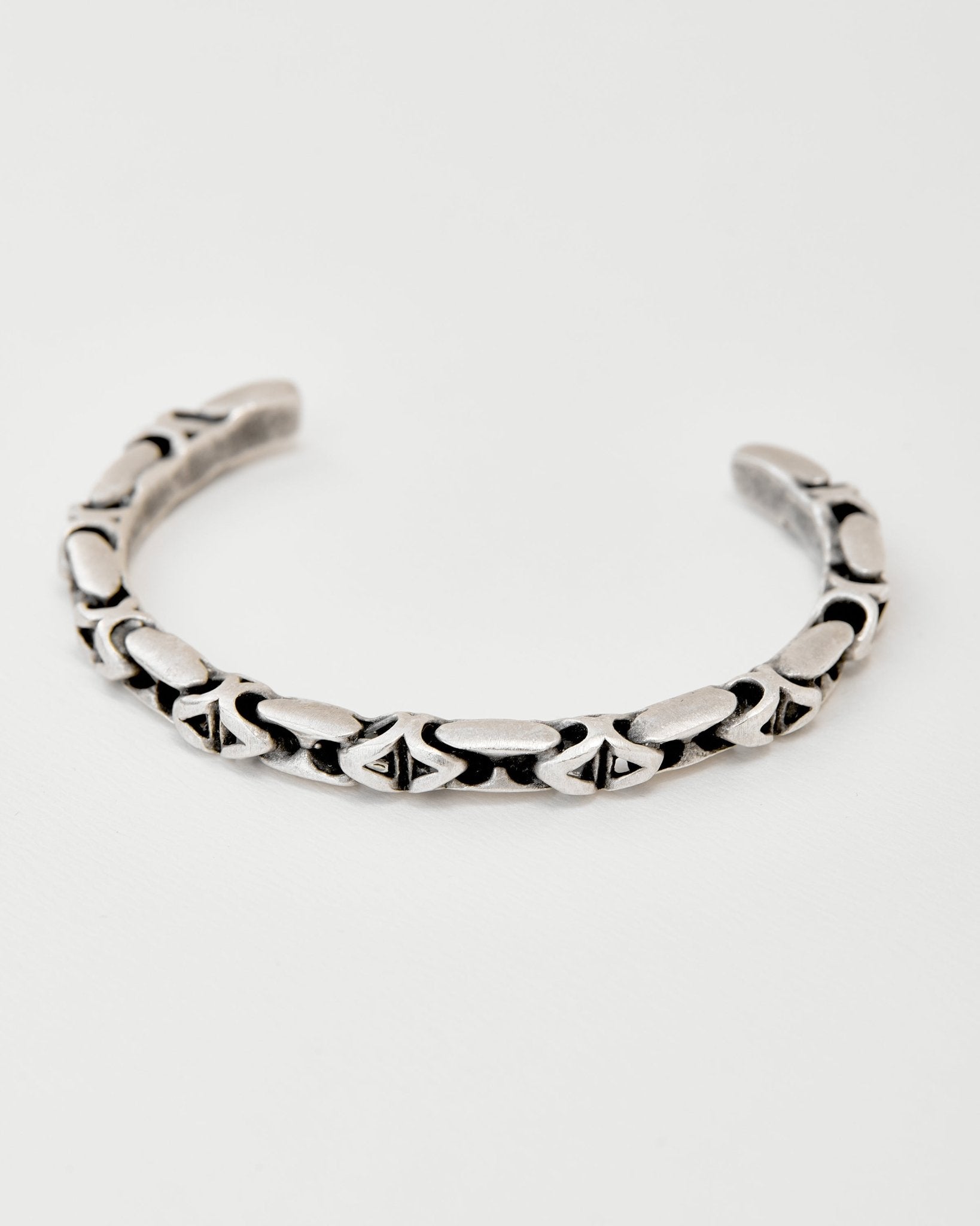 Intricate Silver Bangle Set - MAZONKIKI
