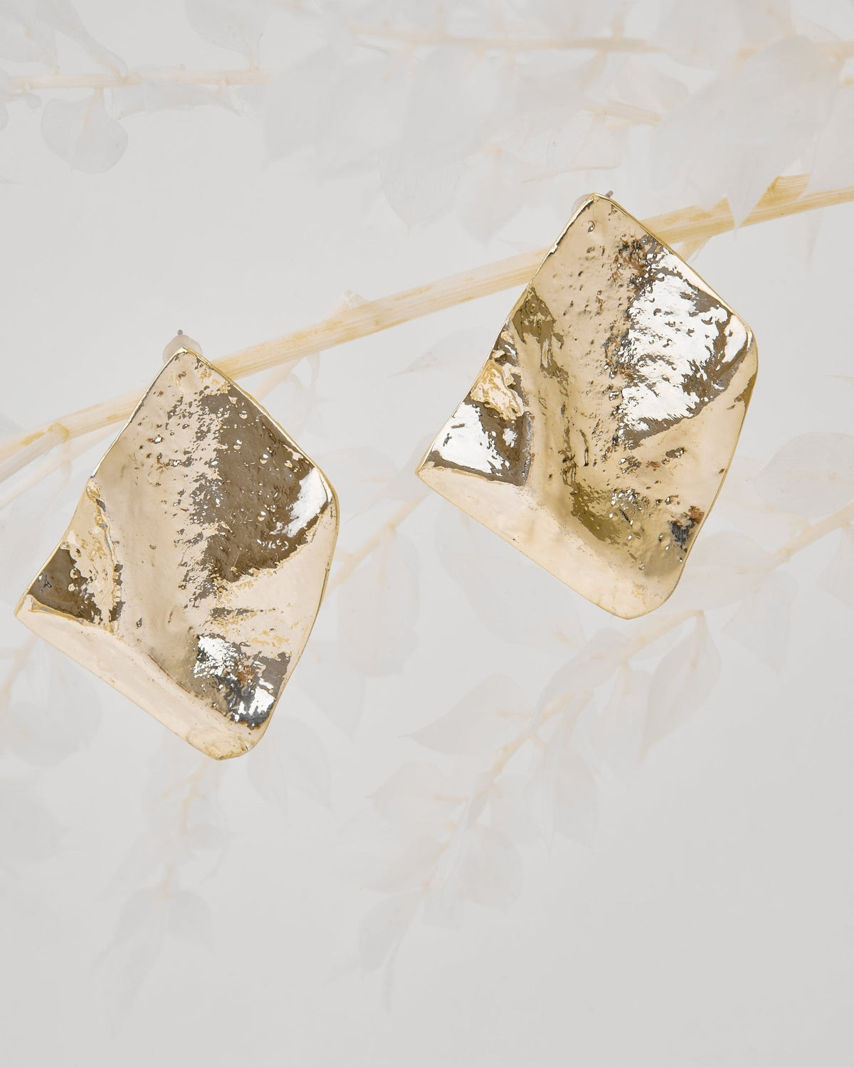 Sculpted Gold Necklace and Earrings Set - Jewelry SetMAZONKIKI