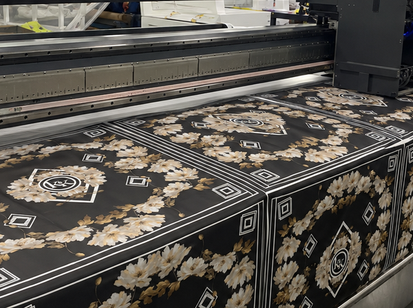 Silk printing in Zhejiang