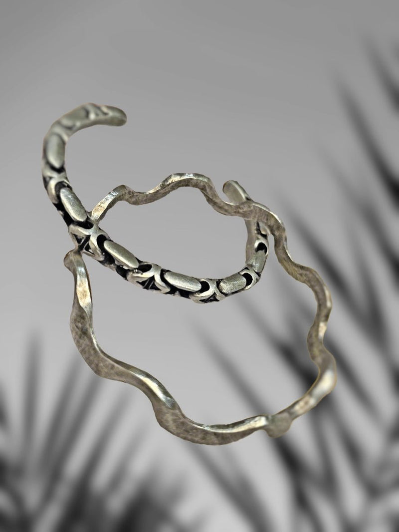 Wave and Etch Silver Bangle Set - NecklaceMAZONKIKI
